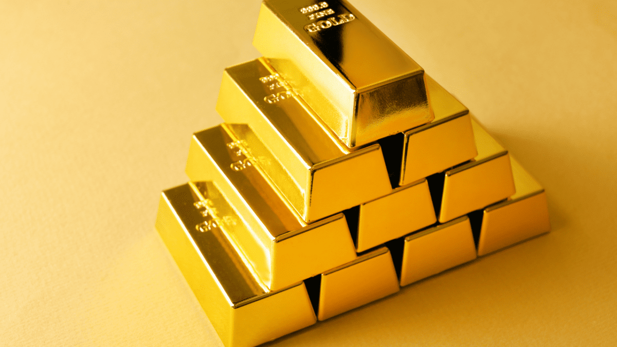 Gold and Silver Prices Slip Slightly in India – November 12, 2025